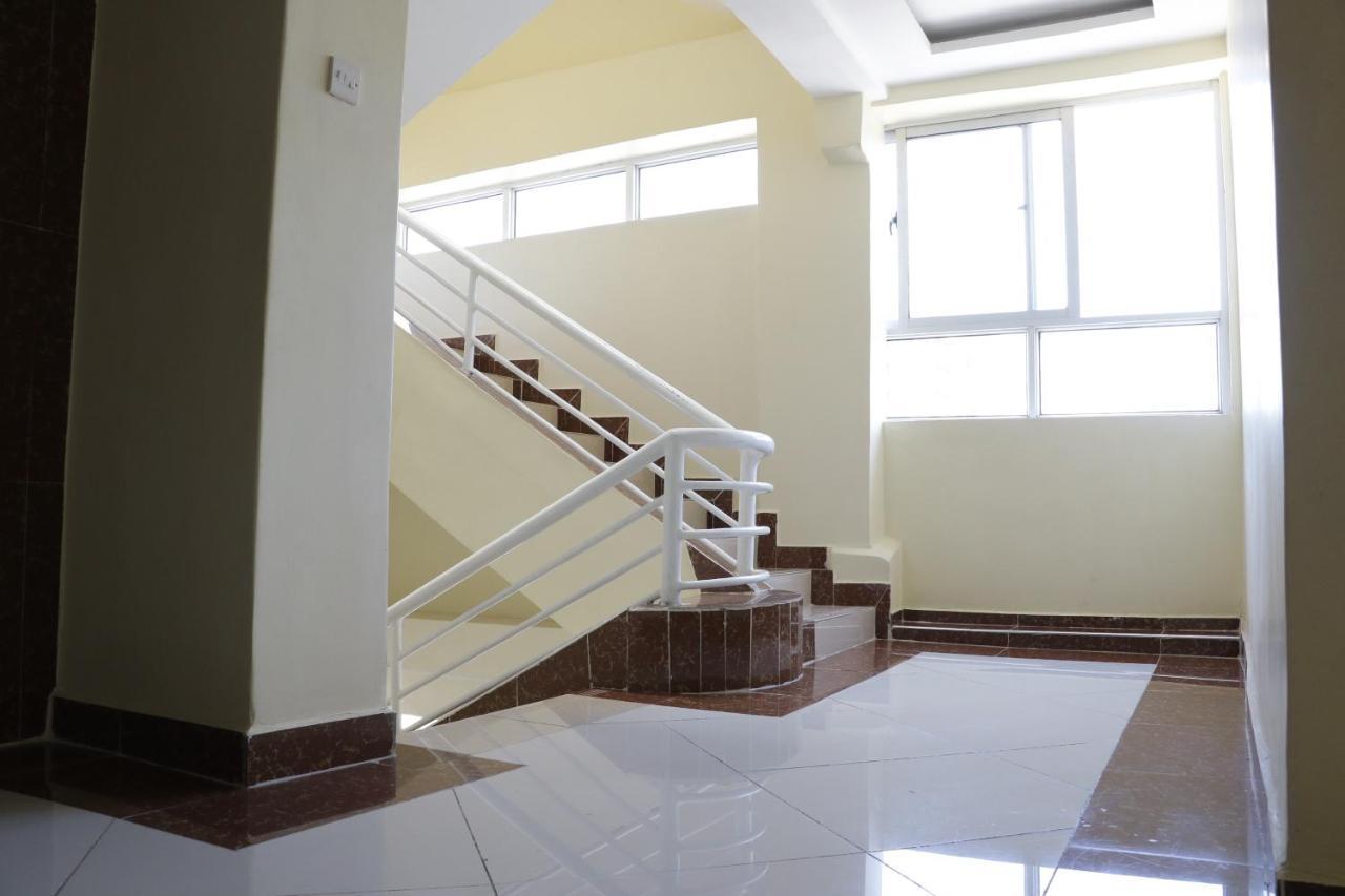 Claire De Lune Moonlight Hotel Nakuru Eksteriør billede